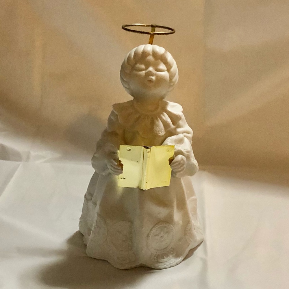 Dept. 56 Winter Silhouette Caroling Angel White Porcelain & Brass Accent Vintage
